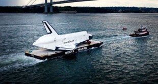Lo Shuttle va in pensione salutando New York