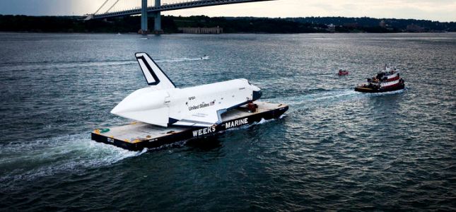 Lo Shuttle va in pensione salutando New York